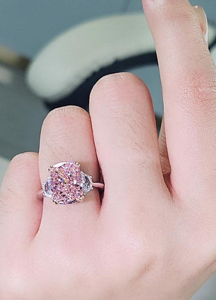 Cherry blossom pink diamond ring at the jewelry exhibition
