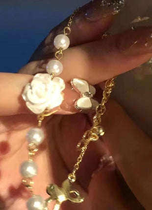 costume jewelry bracelet