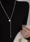 Pull out pearl sweater chain