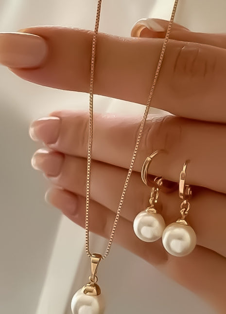Pearl imitation jewelry set