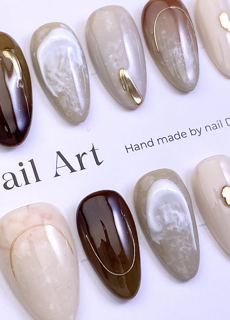 Niche luxury nail art