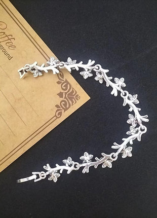 Simple Floral Rose Bracelet Vintage Design