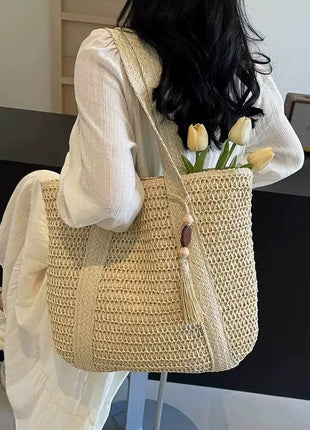 Woven Straw Shoulder Bag with Wide Braid Design